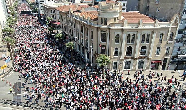 Binlerce vatandaş Filistin için yürüdü