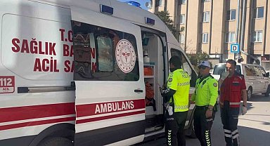 Bisiklet ile elektrikli skuter çarpıştı: 2 yaralı