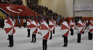 Bitlis'te 23 Nisan coşkusu