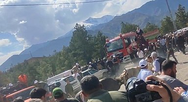 Boğa güreşlerinde panik dolu anlar