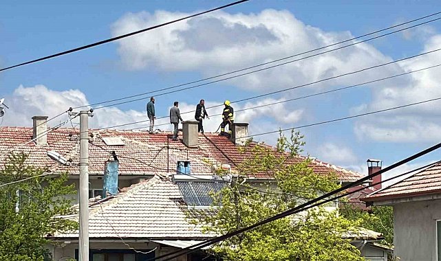 Bolu'da 3 katlı evde çıkan baca yangını söndürüldü