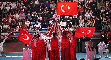 Bolu'da coşkulu 23 Nisan şenlikleri