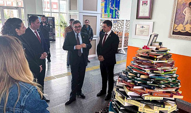 BŞEÜ Rektörü Kaplancıklı, öğrencilerle kütüphane buluştu