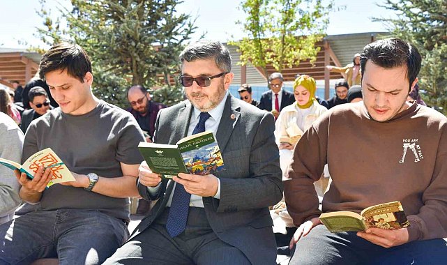 BŞEÜ'de kitap okuma etkinliği düzenlendi