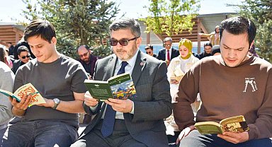 BŞEÜ'de kitap okuma etkinliği düzenlendi