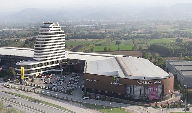 Bu AVM'nin enerjisi güneşten karşılanacak