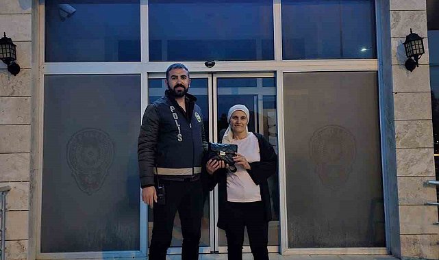Buluntu çanta kameralarla tespit edilen sahibine ulaştırıldı