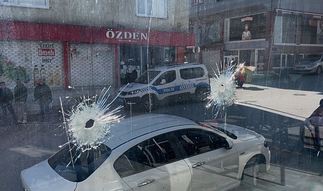 Bursa'da bir şüpheli sabah saatlerinde iş yeri kurşunlayıp kaçtı