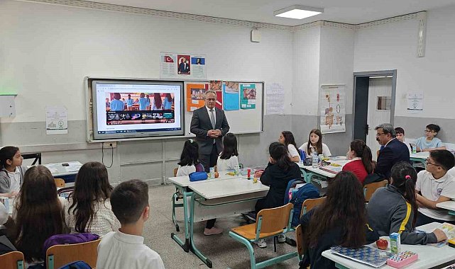 Bursa'da tüm okullarda aynı anda sağlıklı beslenme dersi işlendi