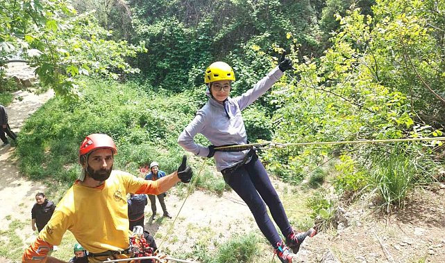 Bursalı küçük dağcılar, doğayla buluştu.