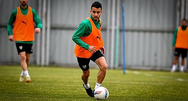 Bursaspor'da Karşıyaka hazırlıkları devam ediyor