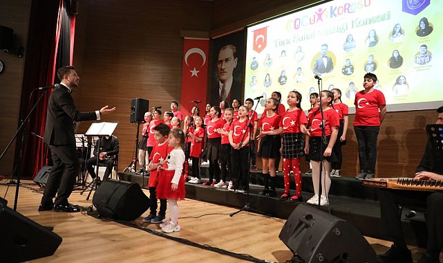 Büyük bayram, çocukların konseriyle coşkuyla kutlandı