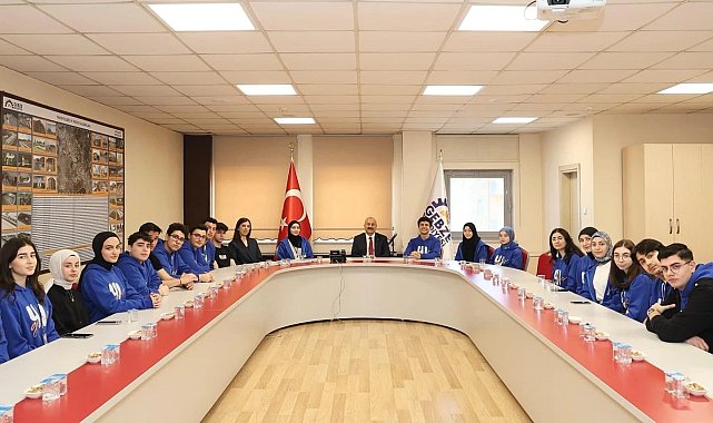 Büyükgöz: "Gençler en değerli motivasyon ve enerji kaynağımız"