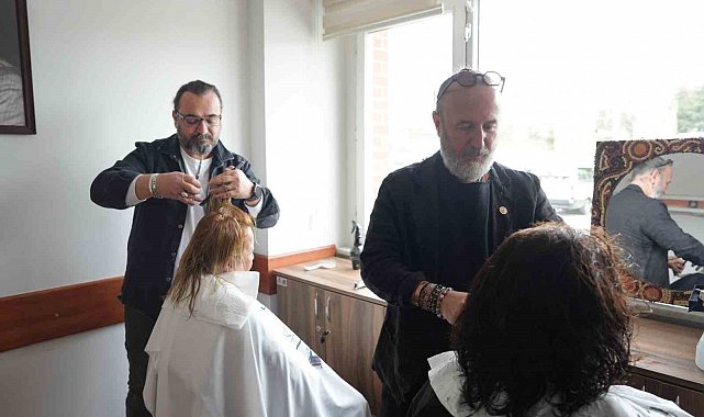 Büyükşehirden otizmli çocukların annelerine ücretsiz kuaförlük hizmeti