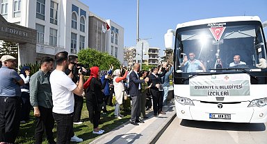 Çanakkale kahramanlarını yad etmek için yola çıkan izcilere kına yakıldı