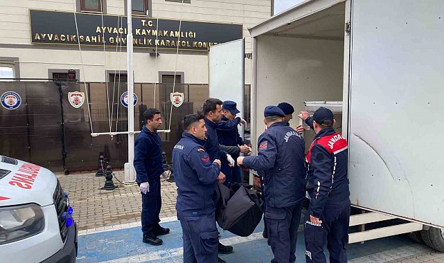 Çanakkale'de batan botta hayatını kaybedenlerin sayısı 9'a yükseldi