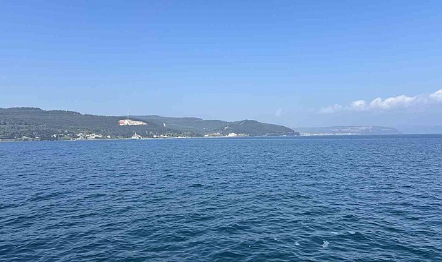 Çanakkale'e Boğazı gemi trafiğine açıldı