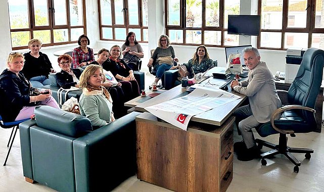 Çeşme Halk Eğitimi Merkezi kursiyerleri Roma'dan döndü