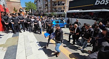 CHP'li eski belediye başkanına 'usulsüzlük' soruşturmasında ev hapsi