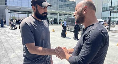 Çocuk bayramının buruk iki babası