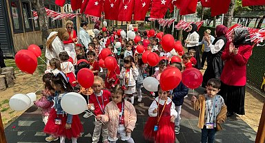 Çocuklar 23 Nisan'ı gururla kutladı