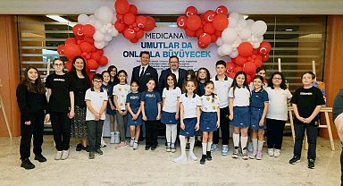 Çocukların Atatürk sevgisi tuvale yansıdı