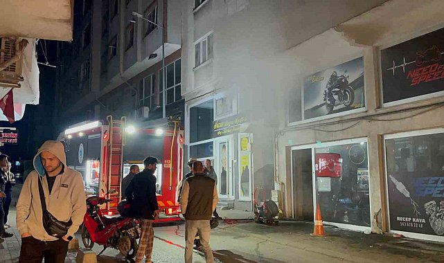 Çorlu'da tamircide korkutan yangın