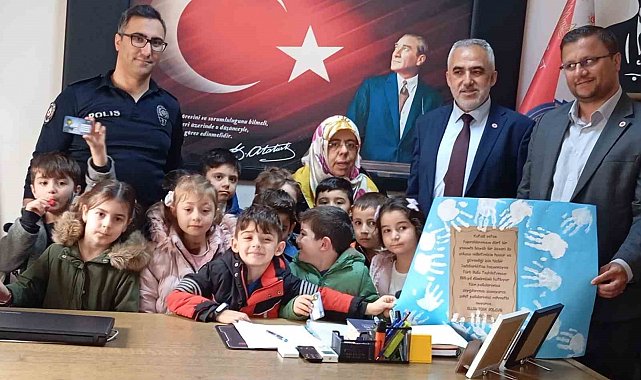 Çorum'da miniklerden polis haftası ziyareti