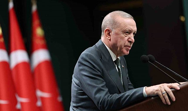 Cumhurbaşkanı Erdoğan: "25 bin yeni öğretmen ataması sürecini başlattığımızın müjdesini gençlerimizle paylaşmak istiyorum"