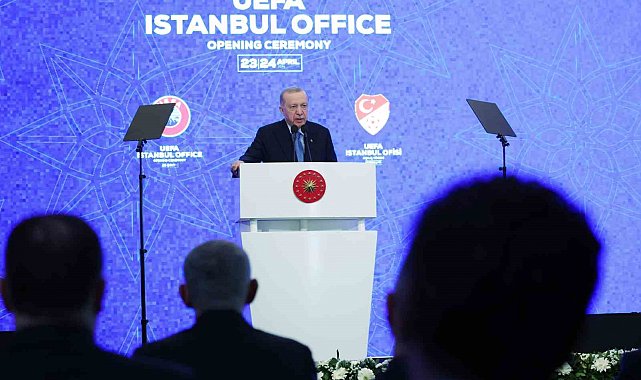 Cumhurbaşkanı Erdoğan: "Artık laf üstüne laf değil taş üstüne taş koyma zamanıdır"