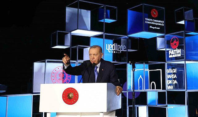 Cumhurbaşkanı Erdoğan: "Kendini ülkenin yegane sahibi zanneden bir avuç zorbanın taşkınlıklarına eyvallah etmedik"