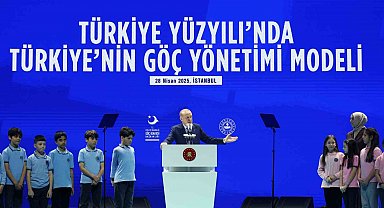 Cumhurbaşkanı Erdoğan "Türkiye'de toplam 4 milyon 33 bin göçmen var"