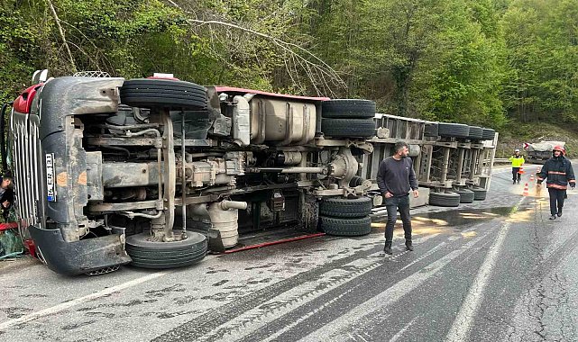 D-140'da tır devrildi: 1 yaralı