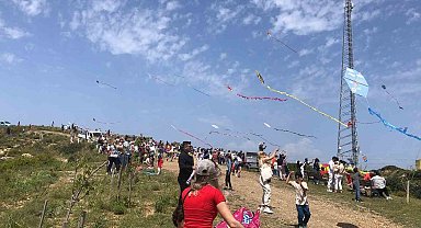 Datça'da 23 Nisan'da gökyüzü uçurtmalarla şenlendi
