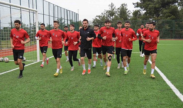 Denizli İdmanyurdu, şampiyonluk için gün sayıyor