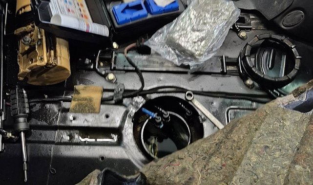 Depo dolusu esrarla Türkiye'ye gelmek istedi