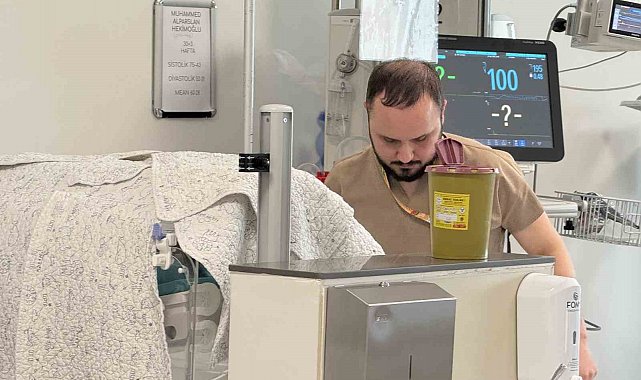 Deprem anında bebeklerin yanından ayrılmayan hemşire konuştu