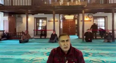 Depreme camide yakalandılar: Sarsıntının bitmesini tekbir ve salavatlar getirerek beklediler