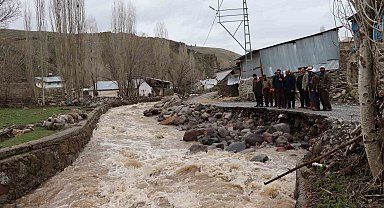 Dere taştı, köylüler panikte