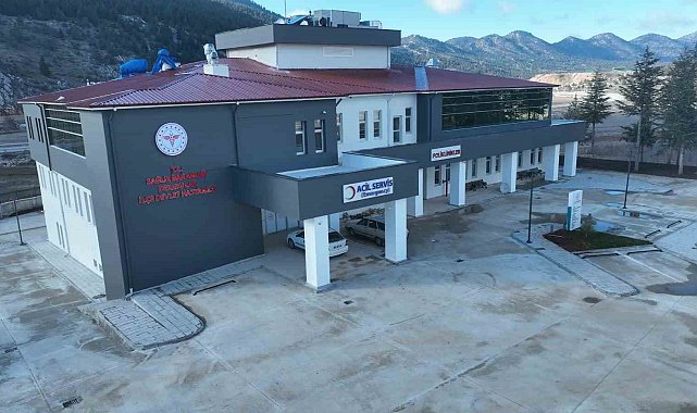 Derebucak'ın yeni devlet hastanesi hizmete başladı