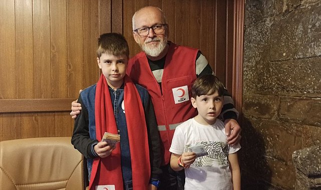 Devrekli öğrencilerden Filistin'e anlamlı bağış