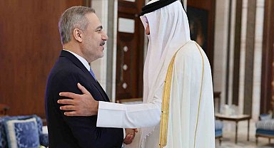 Dışişleri Bakanı Fidan, Katar Emiri Hamed Al Thani ile görüştü