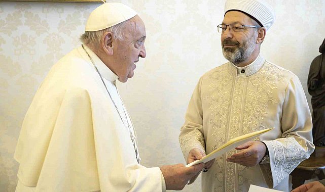 Diyanet İşleri Başkanı Erbaş'tan, Papa Franciscus için taziye mesajı