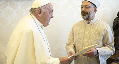 Diyanet İşleri Başkanı Erbaş'tan, Papa Franciscus için taziye mesajı