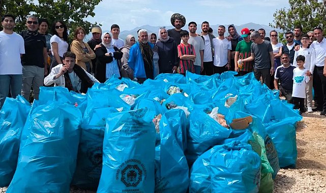 Diyarbakır'da doğaseverler torbalarca çöp topladı