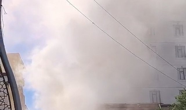 Diyarbakır'da fırının bacasından çıkan yoğun duman paniğe neden oldu