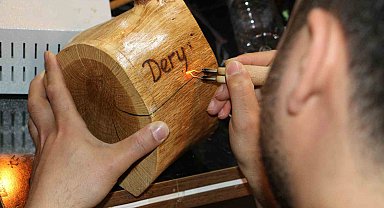 Diyarbakır'da turistlerin gözdesi kişiselleştirilmiş hediyelik eşyalar