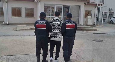 Dolandırıcılık suçundan aranan şahıs Kuşadası'nda yakalandı