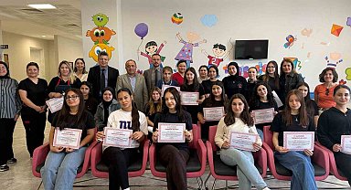 Döşemealtı Devlet Hastanesi'nde Çocuk Poliklinikleri sanatla renklendi