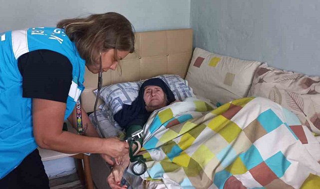 Dua aldıran uygulamada hizmet alan vatandaşlar gözyaşlarını tutamıyor